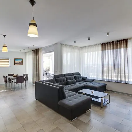 Family Friendly With A Swimming Pool Nska, Krk - 23811 Apartamento *